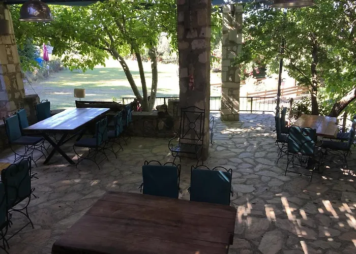 ホテル Cesme Koey