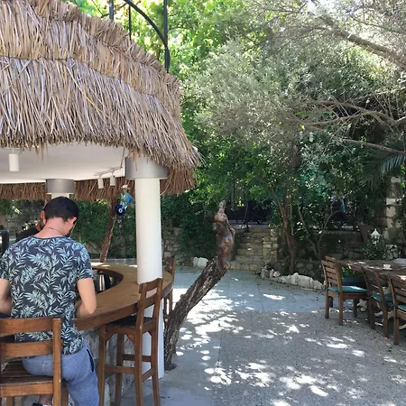 Cesme Koey Hotel Altinyunus