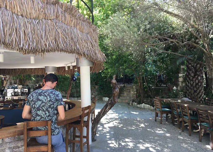 Cesme Koey Otel Altinyunus